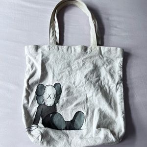 KAWS x Uniqlo Tote bag